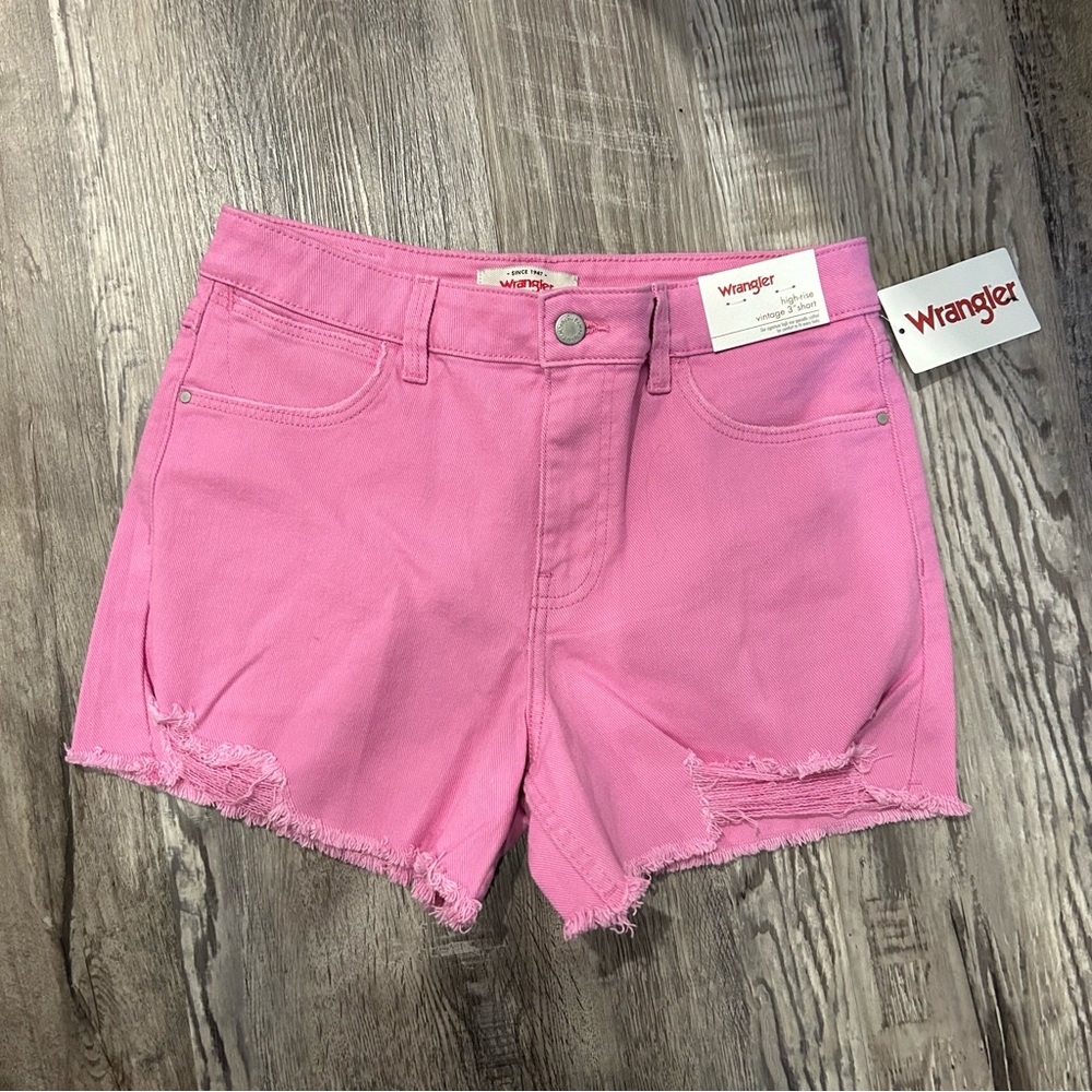 NWT Wrangler Shorts Size 4/27!